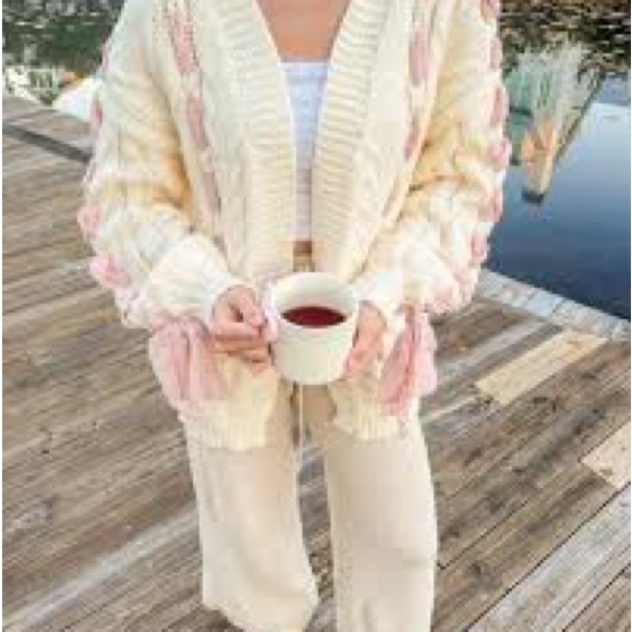 Altar'd State Sweaters - ALTAR'O STATE Ribbion Chunky Cardigan